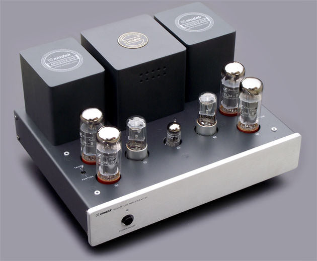 Xindak MT-3 AMP Effektförstärkare Slutsteg Silver