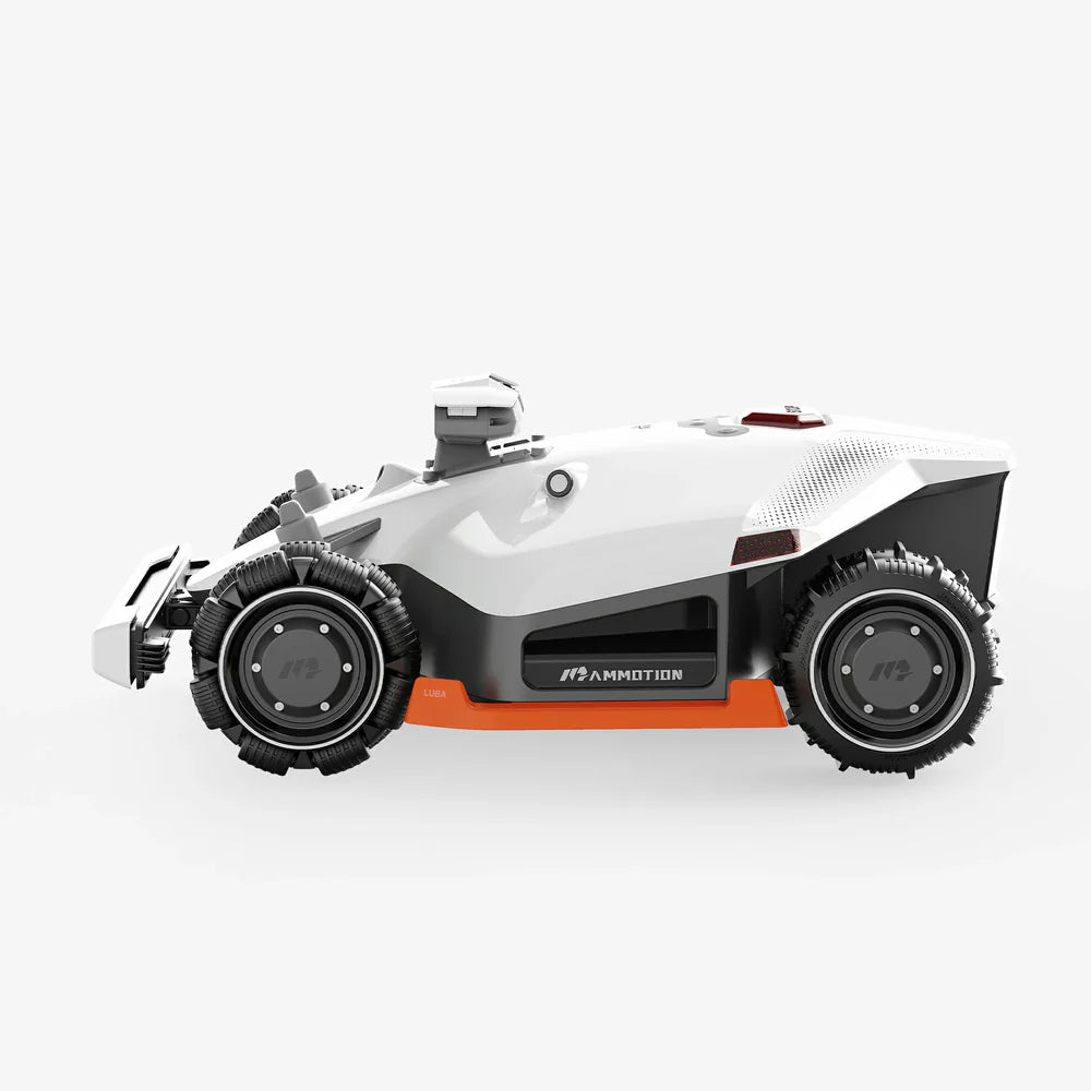 LUBA2 AWD 3000X - För 3000m2 Gränskabelfri Robotgräsklippare