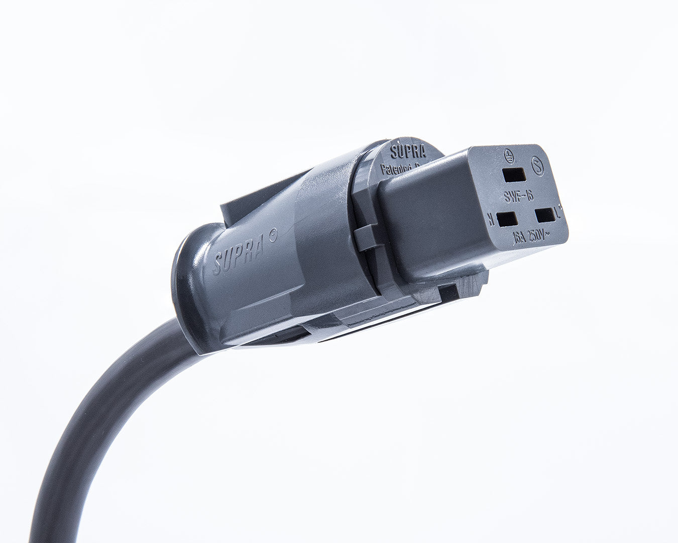 Supra Anniversary LoRad 2.5 SPC CS-16-EU CEE 7/7 (angled) - IEC C19 Strömkabel IEC C19 16A