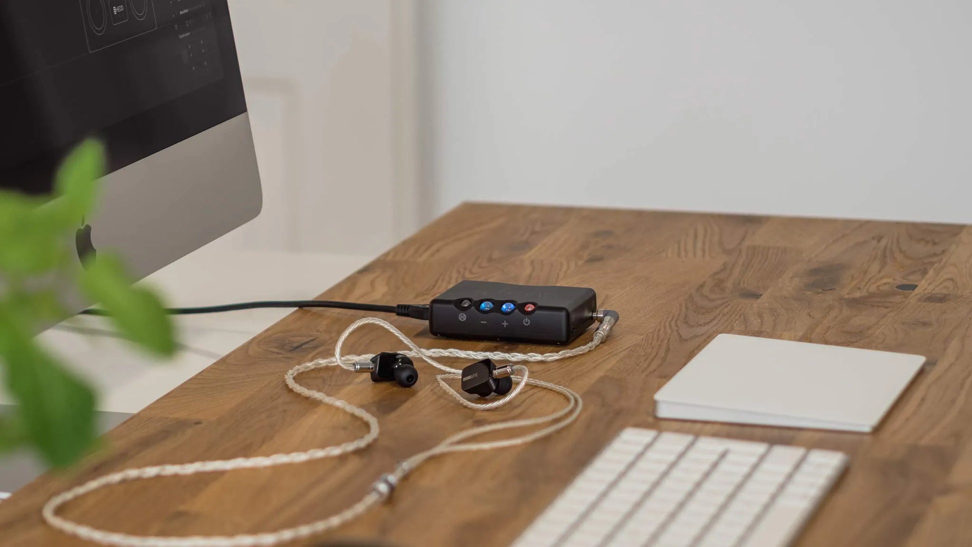 Chord Electronics Mojo 2 (-2026) - Portabel DAC & Hörlursförstärkare Hörlursförstärkare