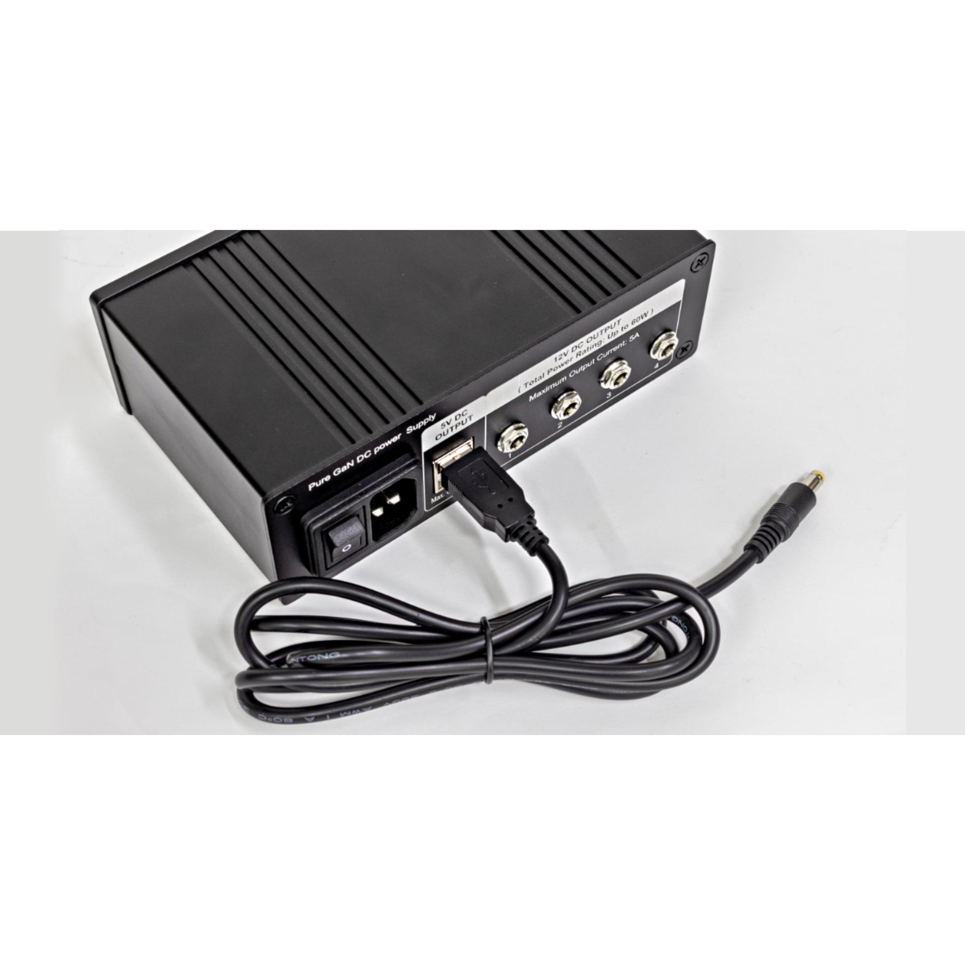 NuPrime SiGa Power75 – zasilacz do 12 V i 5 V