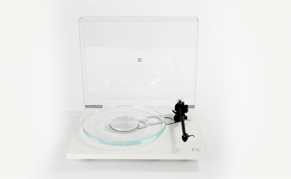 Rega Planar 6 Vinylspelare Vit Utan pickup