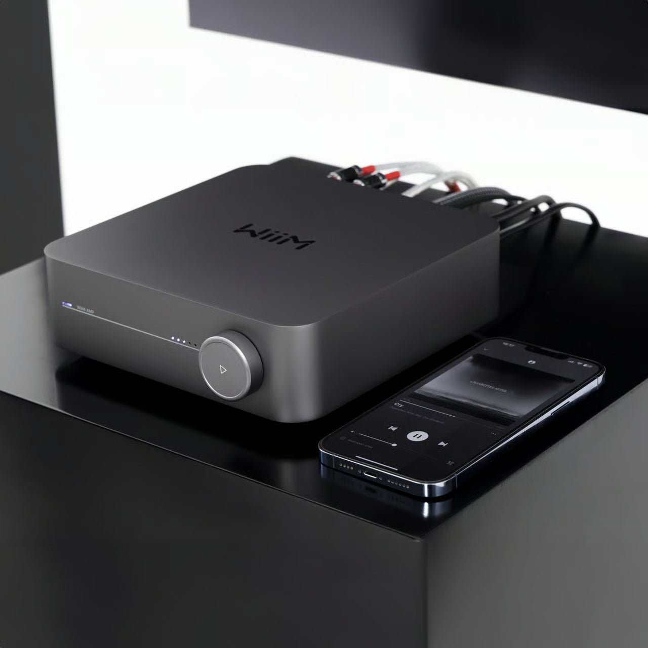WiiM Amp - Kompakt streamingförstärkare med 60W Stereoförstärkare